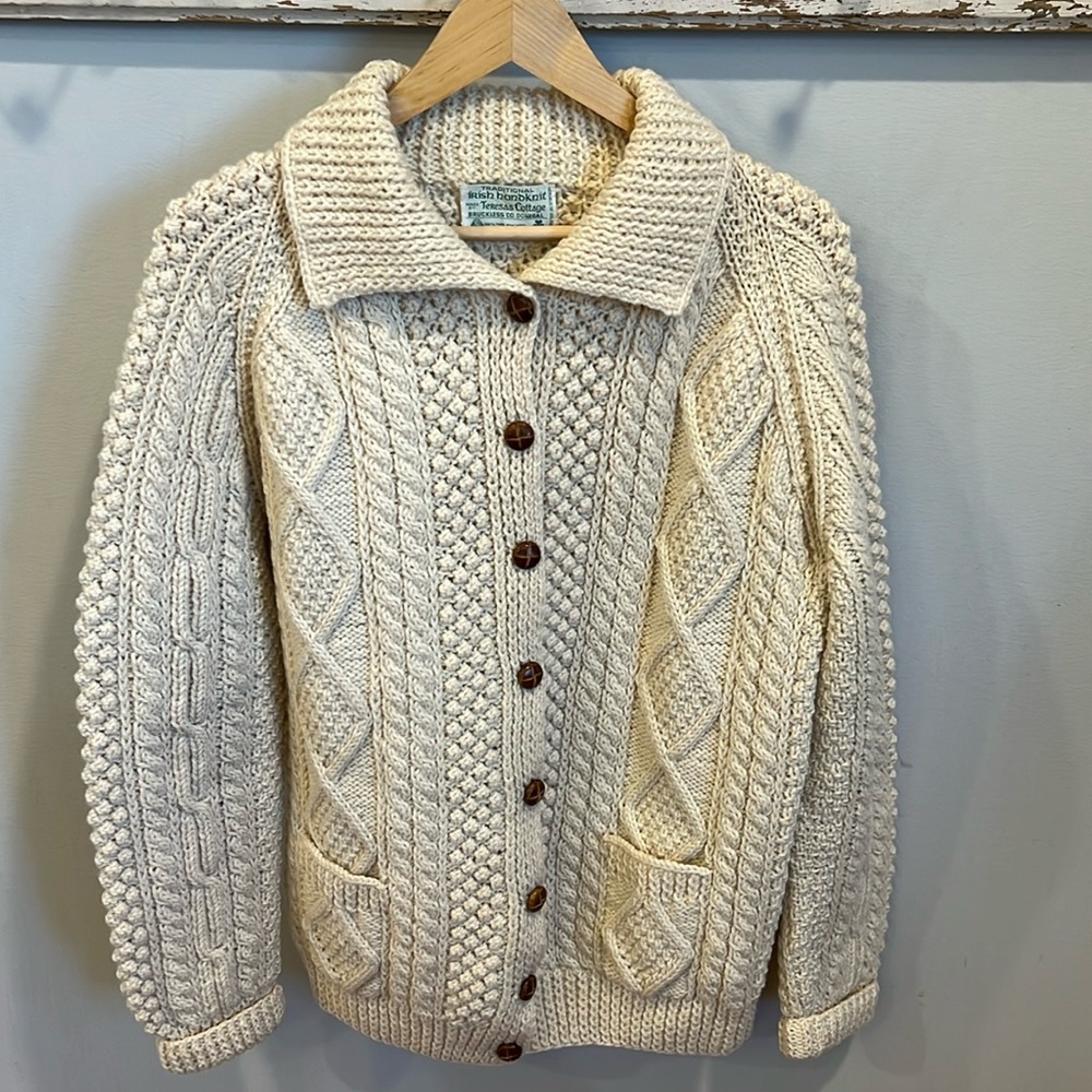 Women's Cream Cable Knit Sweater